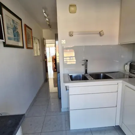 Front De Sea Front Апартаменты *